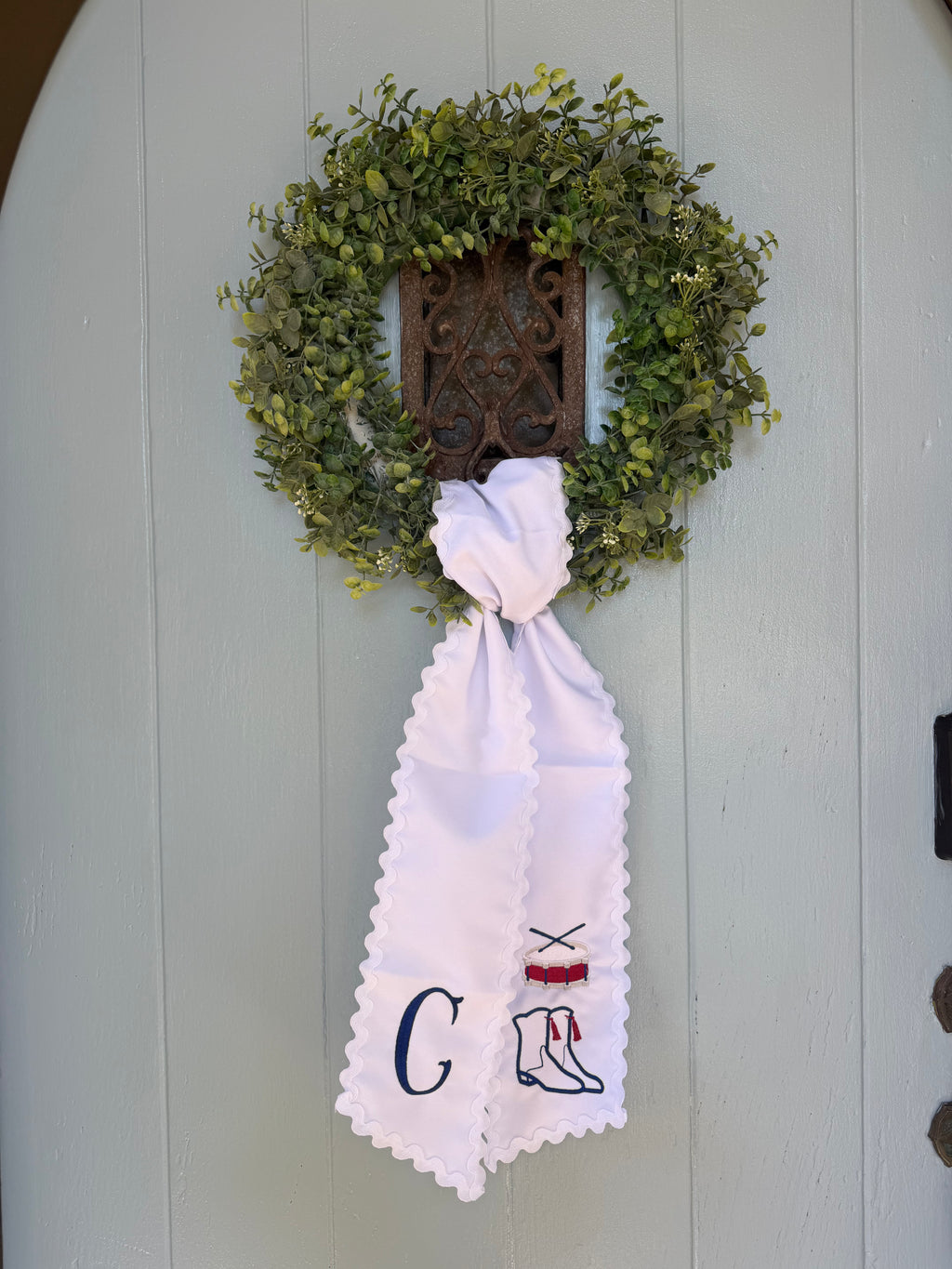 Classic White Scalloped Wreath Sash