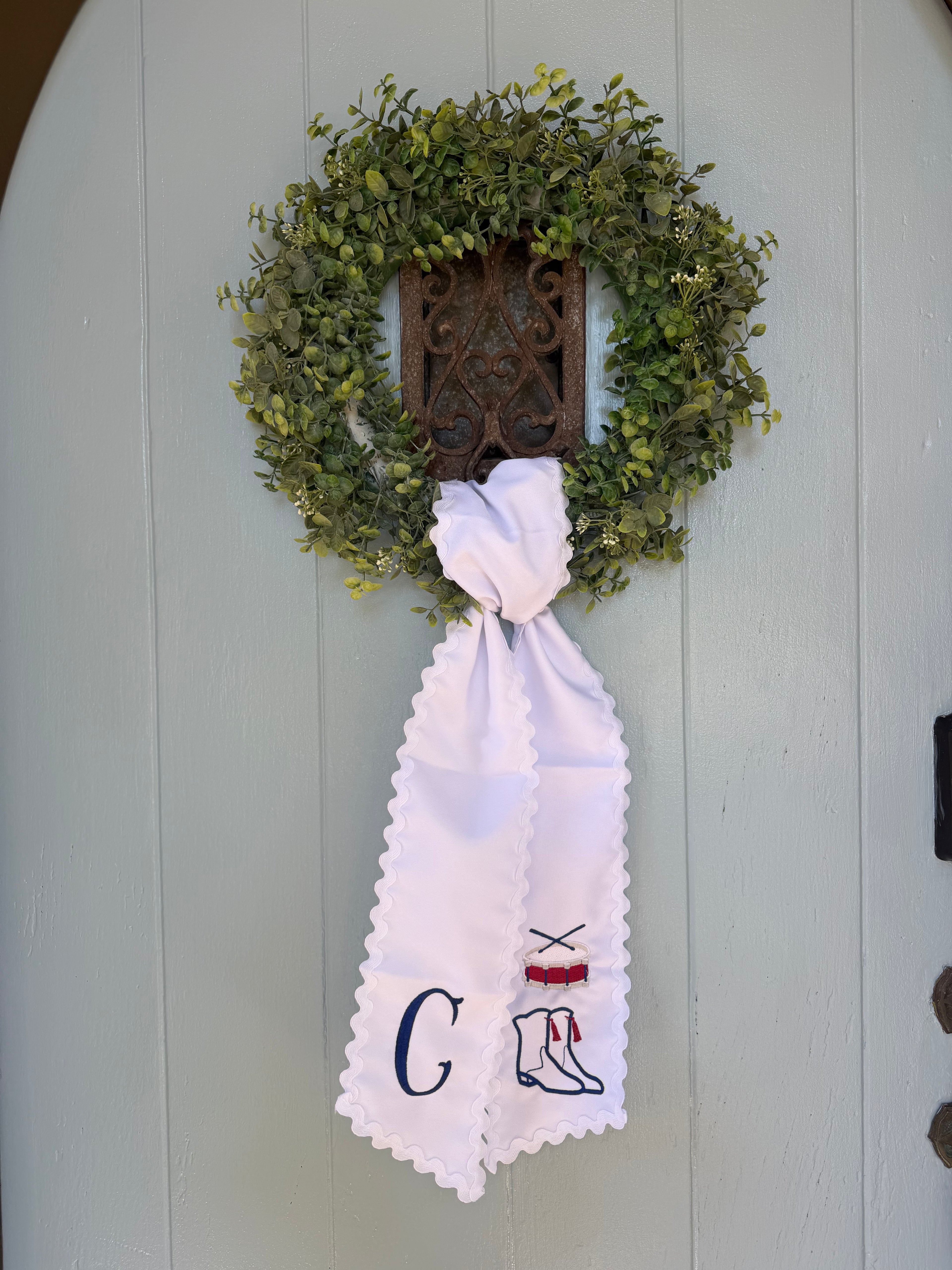 Classic White Scalloped Wreath Sash